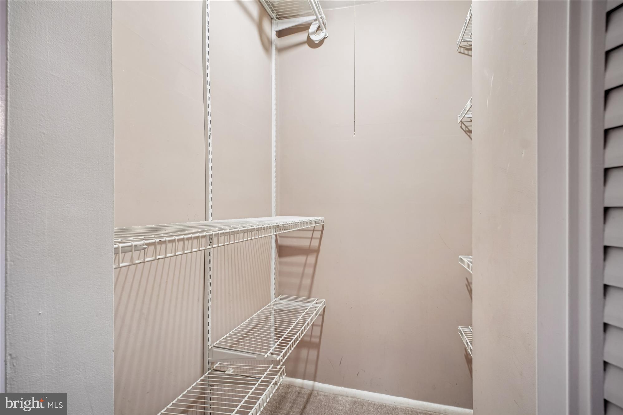 WOODBURN VILLAGE - Residential Lease