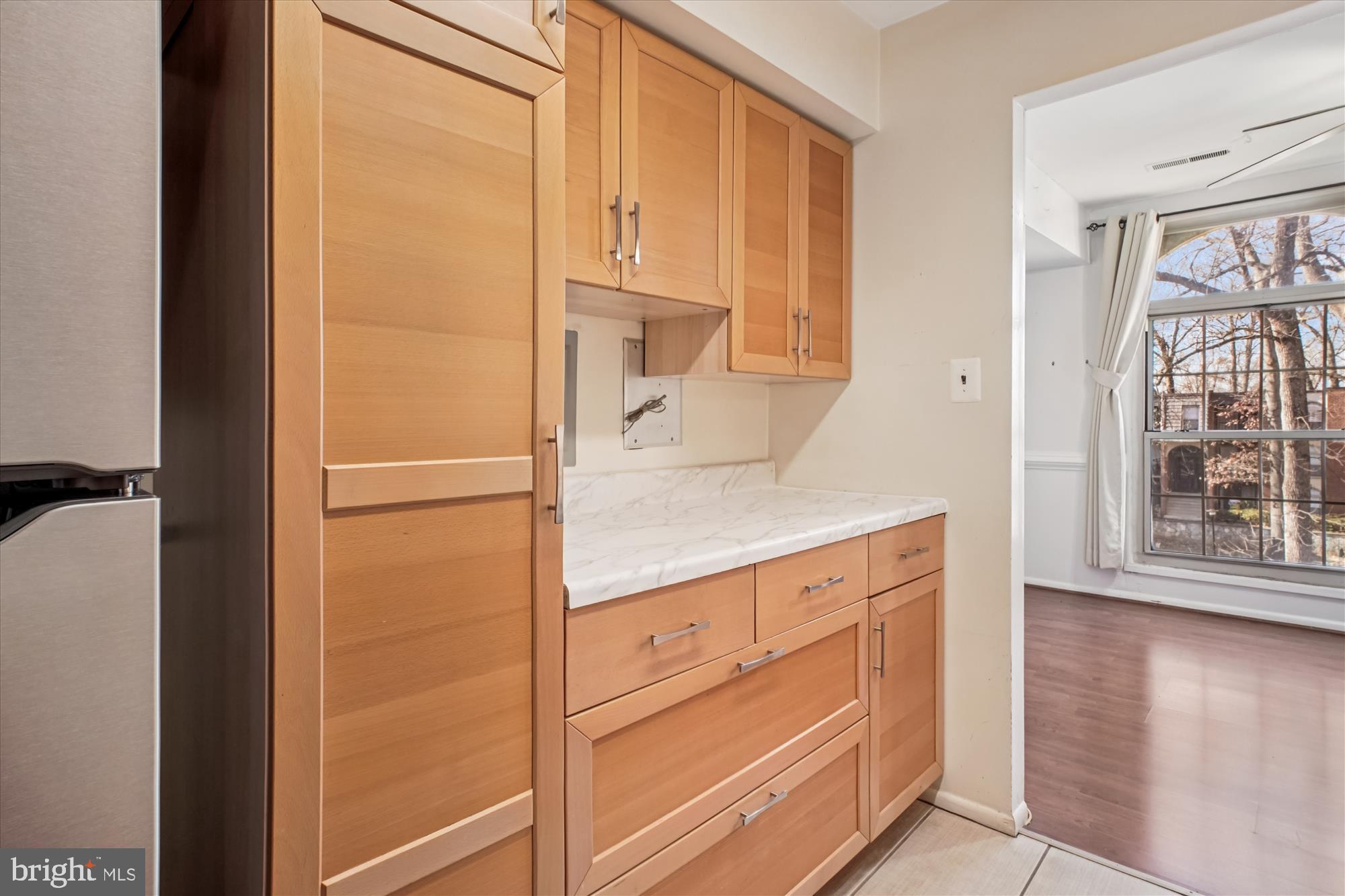 WOODBURN VILLAGE - Residential Lease