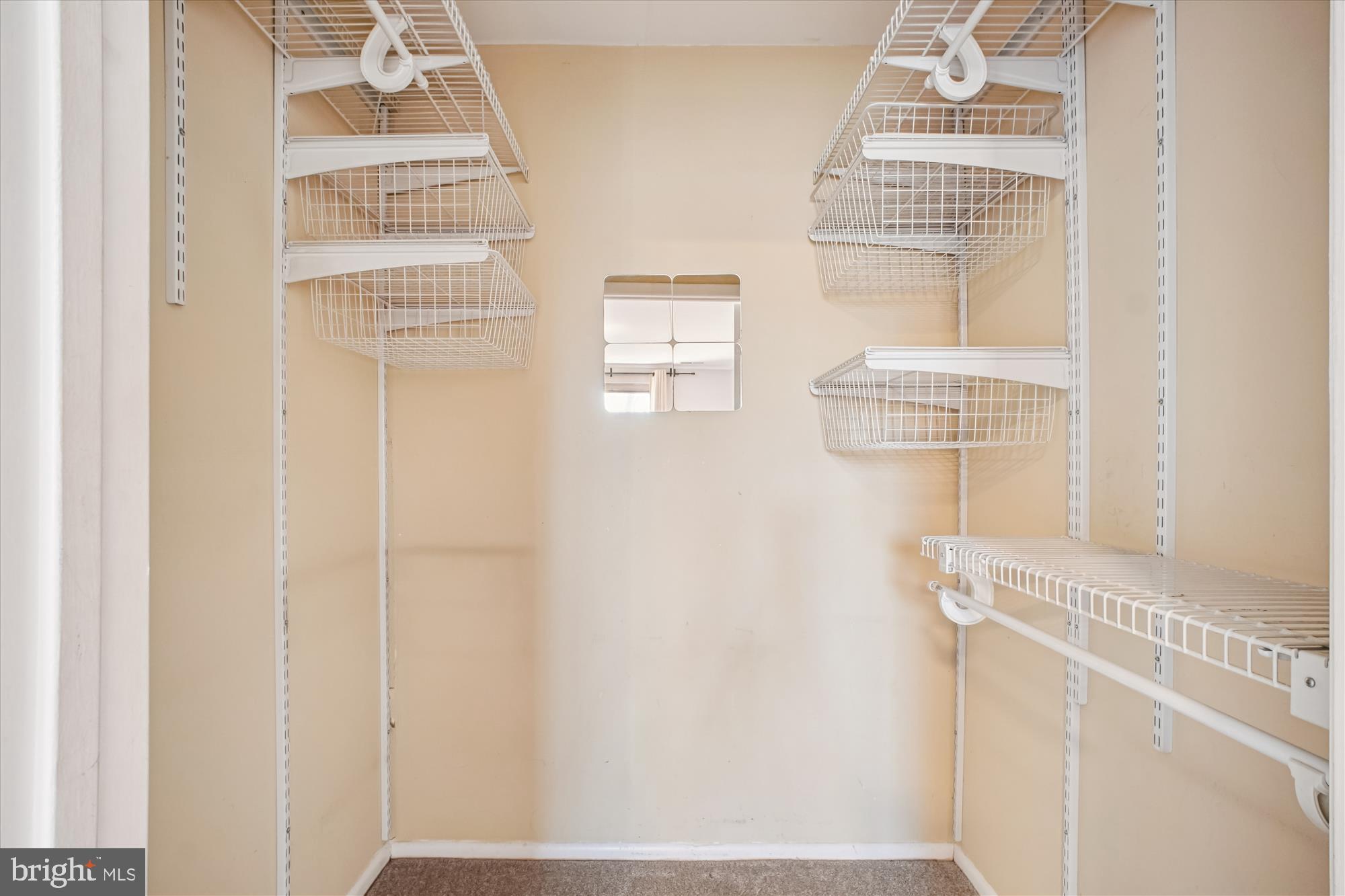 WOODBURN VILLAGE - Residential Lease