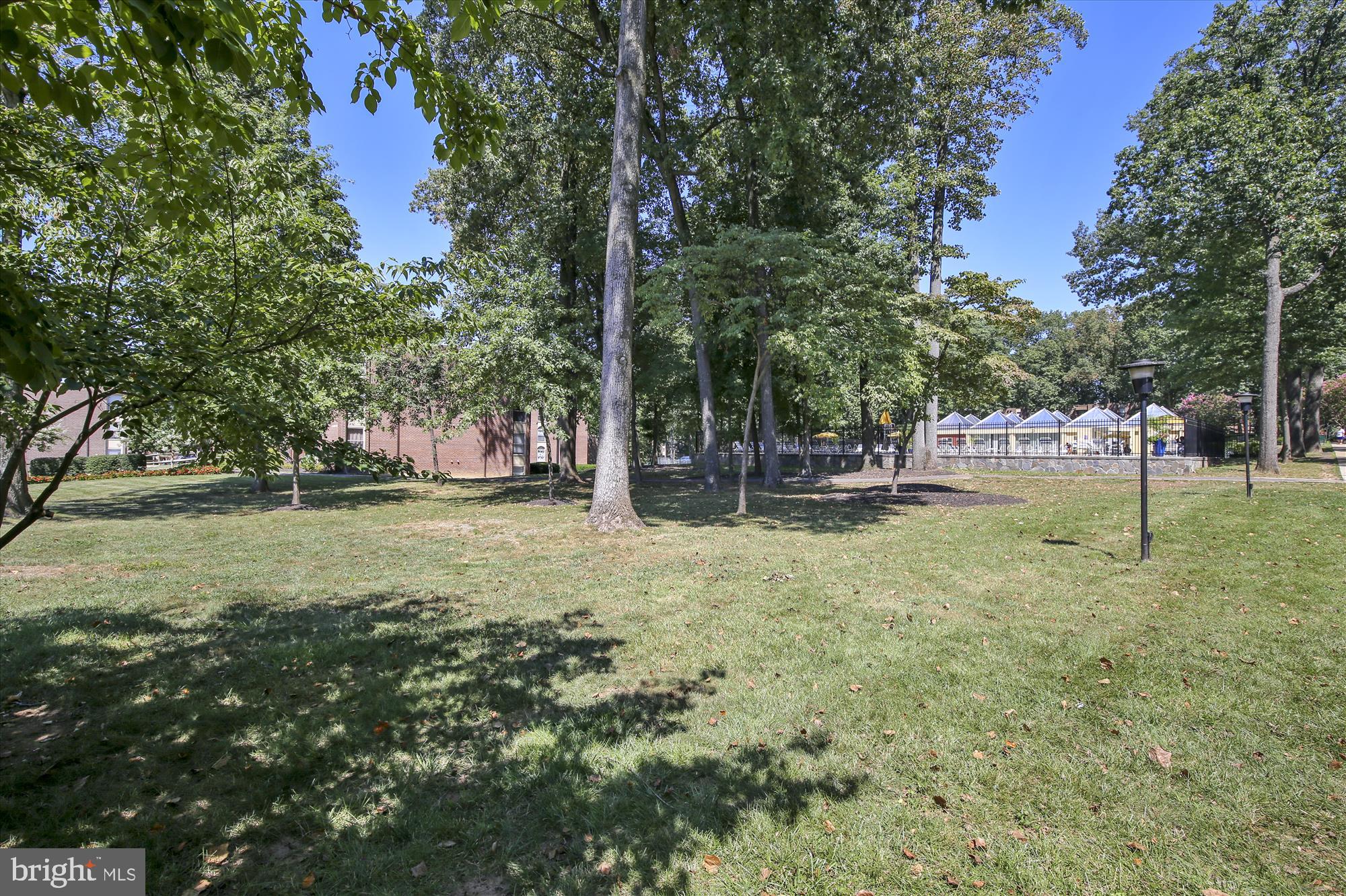 WOODBURN VILLAGE - Residential Lease