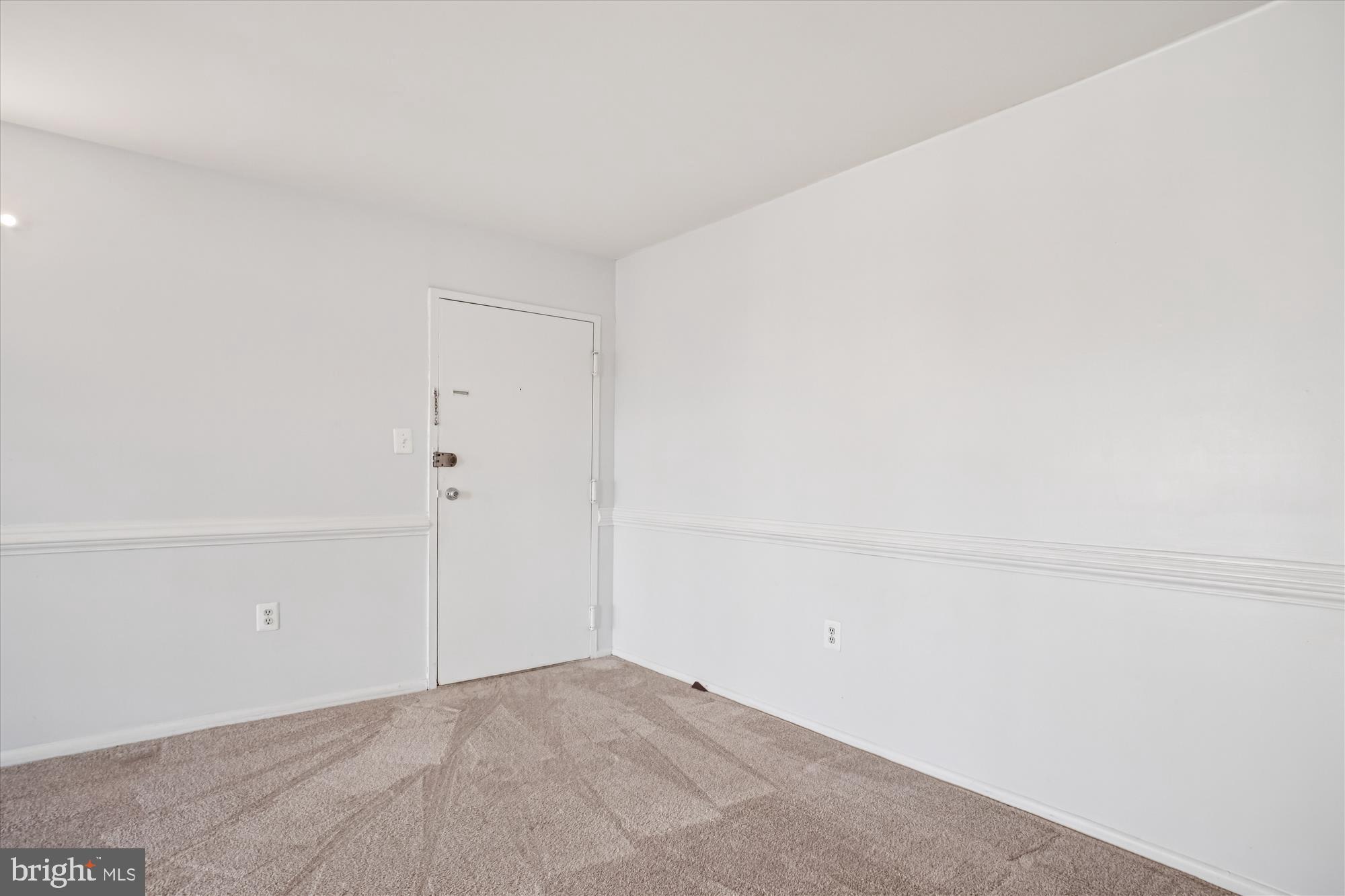 WOODBURN VILLAGE - Residential Lease