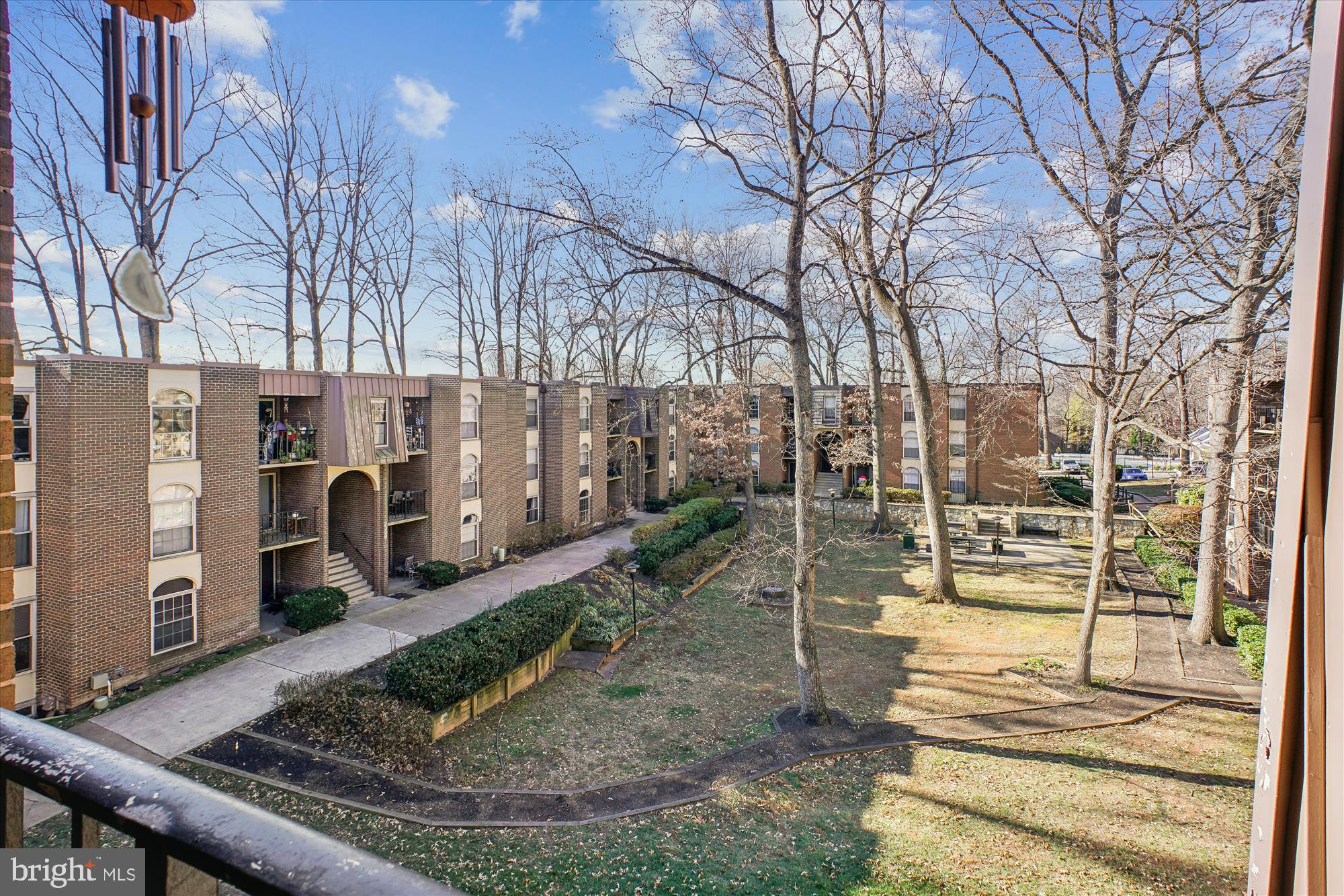 WOODBURN VILLAGE - Residential Lease