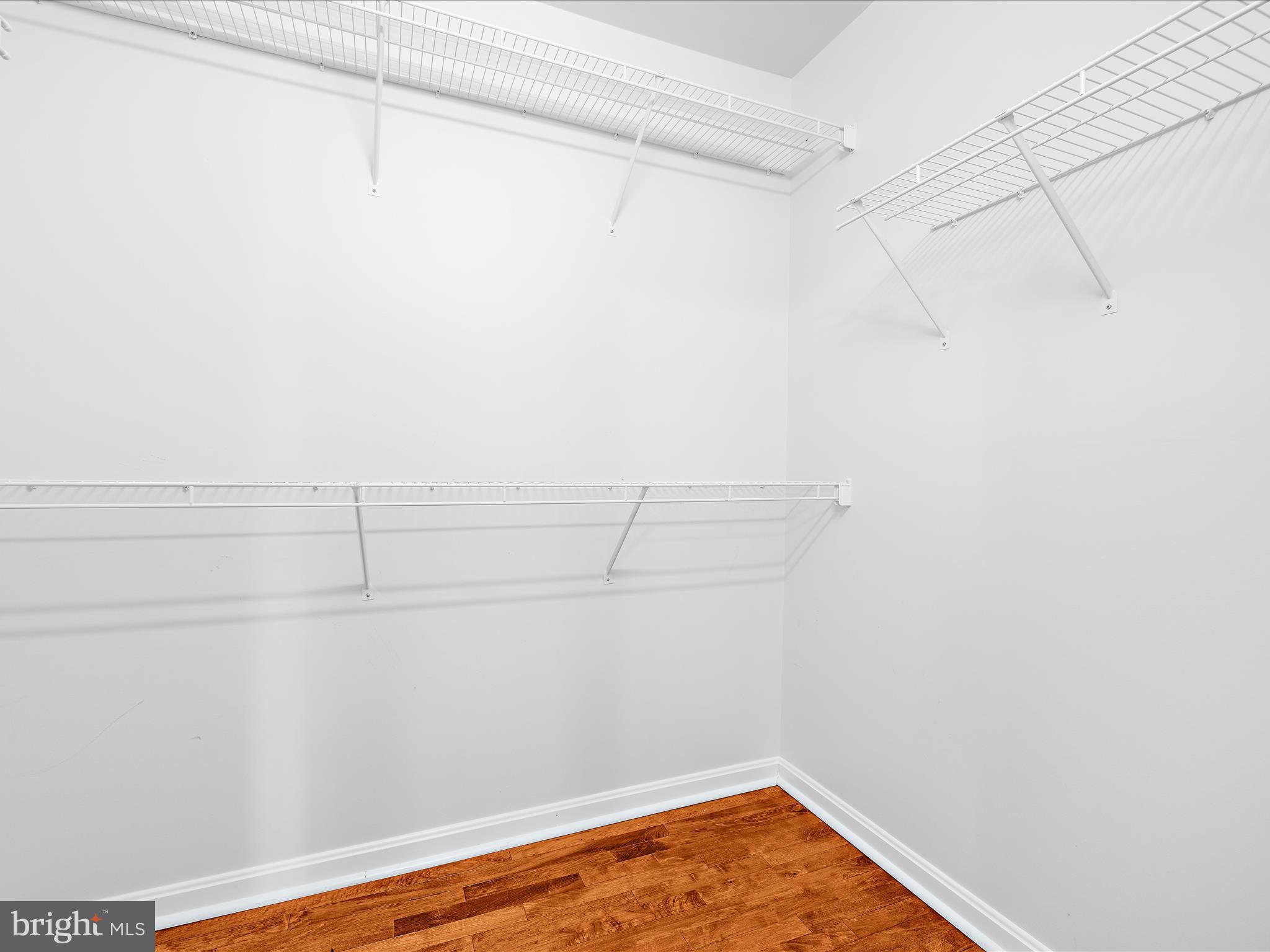 LAKE LINGANORE - Residential