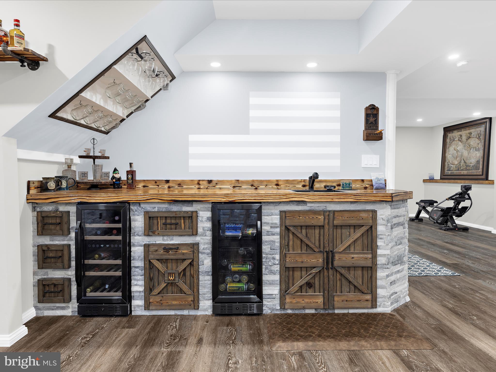 LAKE LINGANORE - Residential