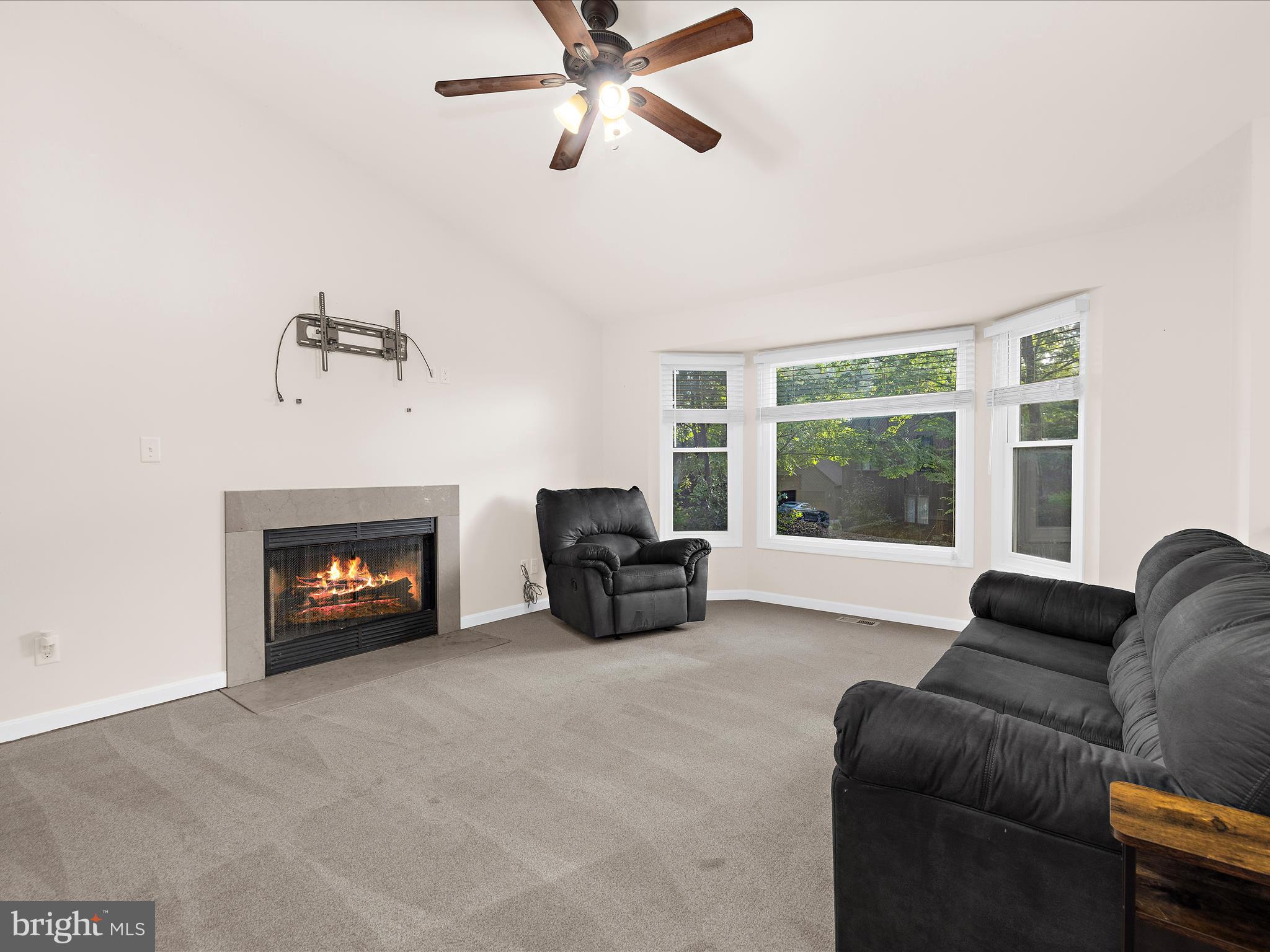 LAKE LINGANORE - Residential