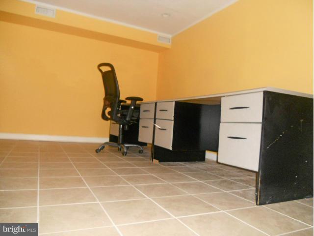 GREENWAY DOWNS - Commercial Sale