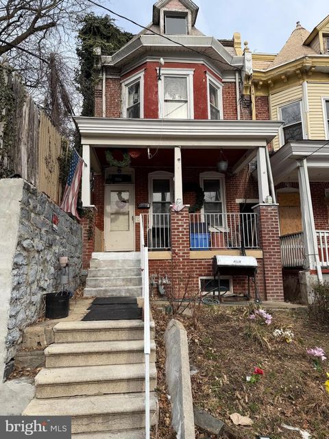 Townhouse For Sale - 1341 W 6th Street<br/> WILMINGTON, DE 19805