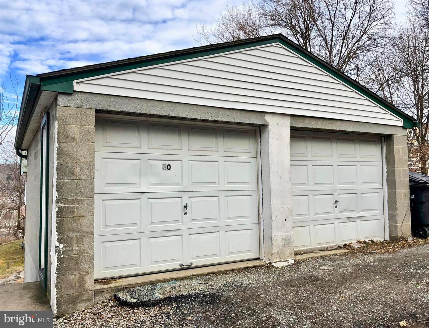 COATESVILLE - Residential