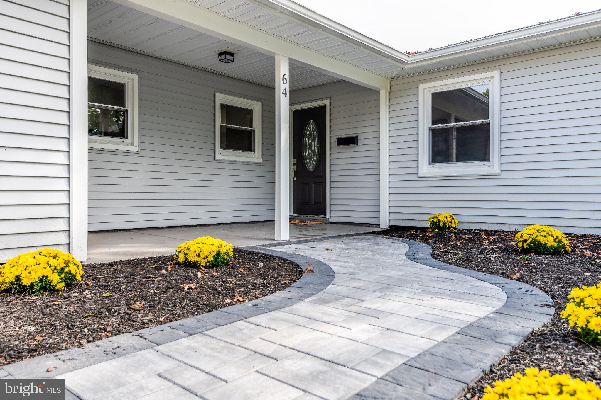 64 TWISTING LANE