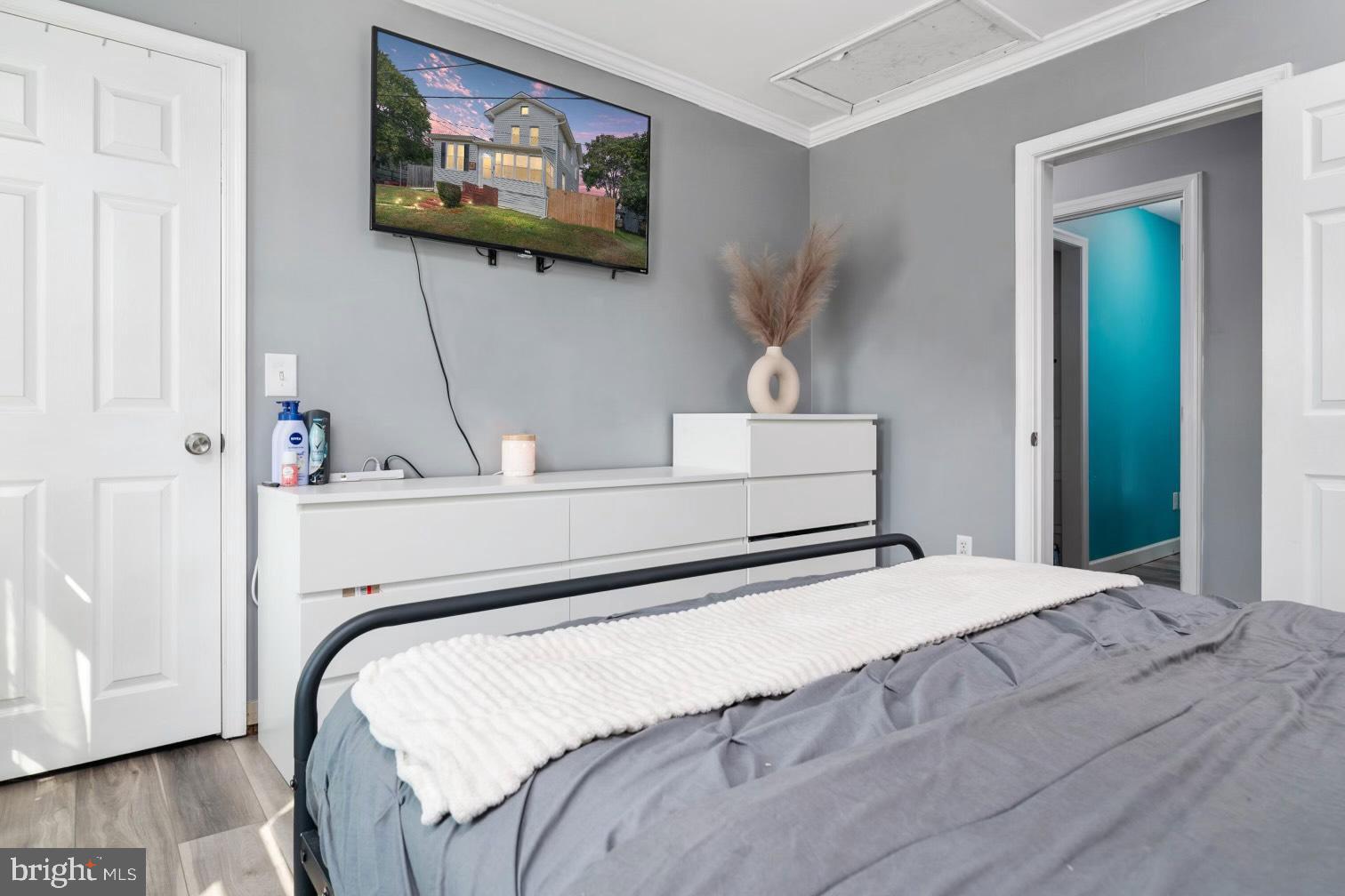 LANDSDOWNE - Residential