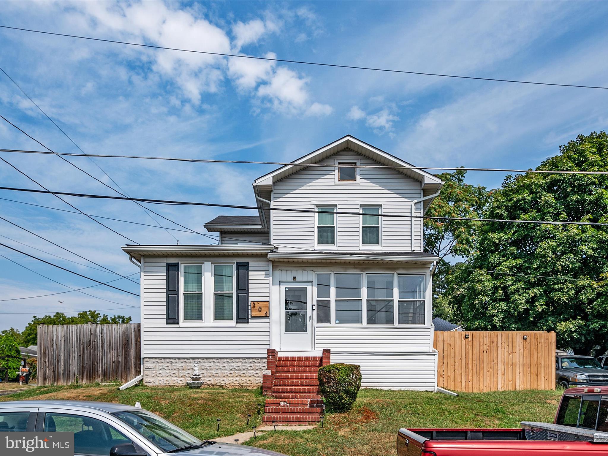 LANDSDOWNE - Residential