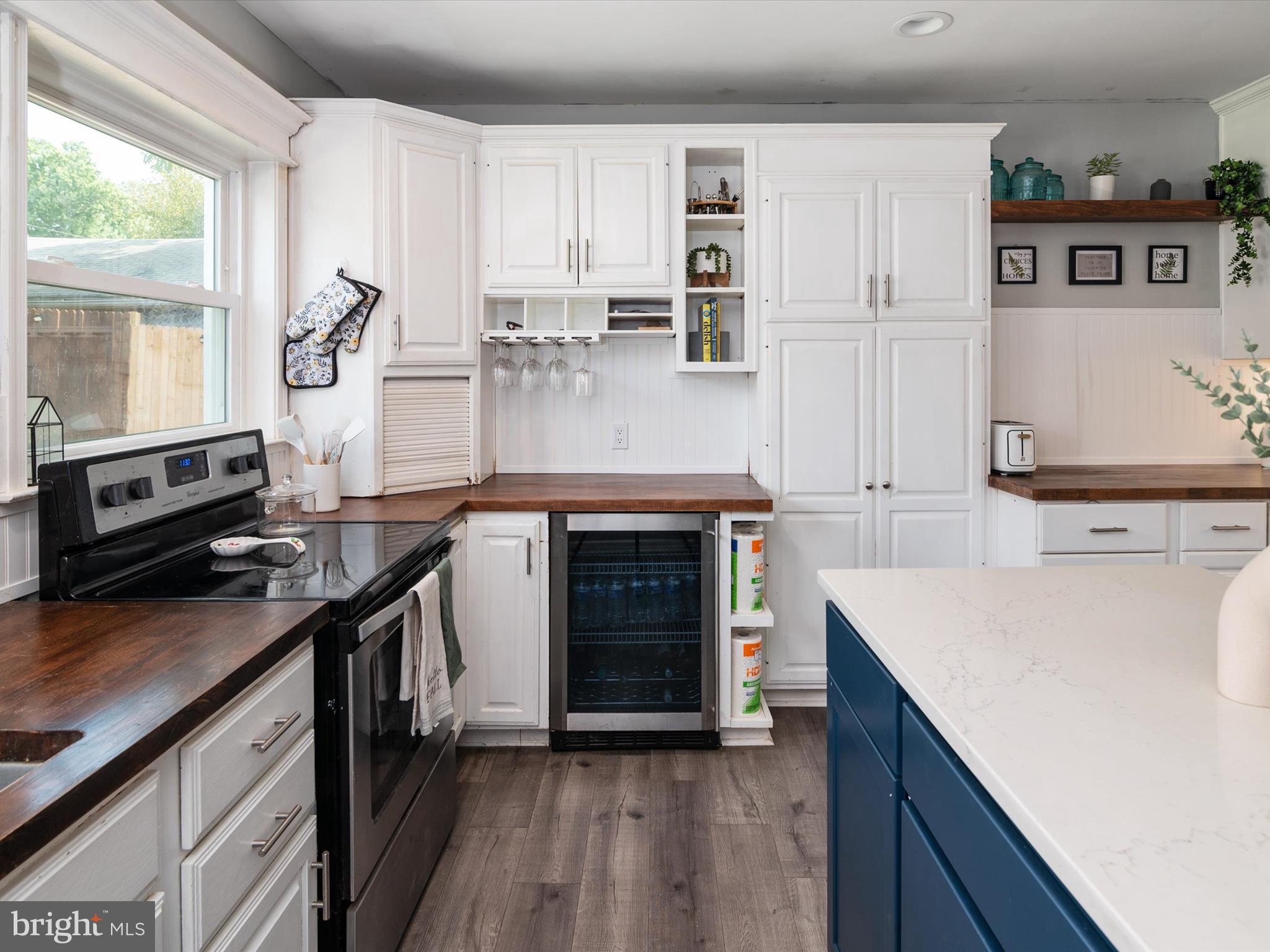 LANDSDOWNE - Residential