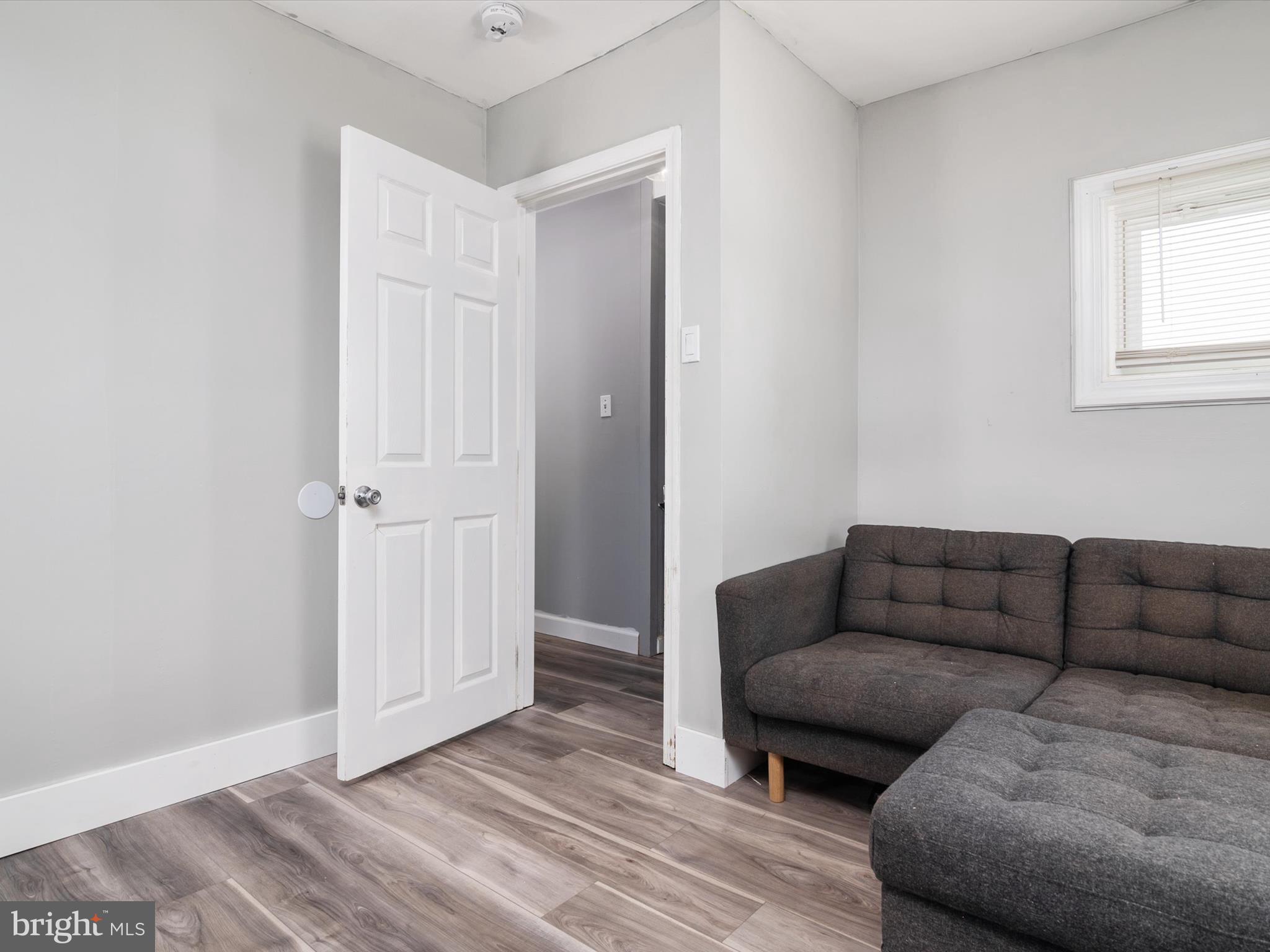 LANDSDOWNE - Residential