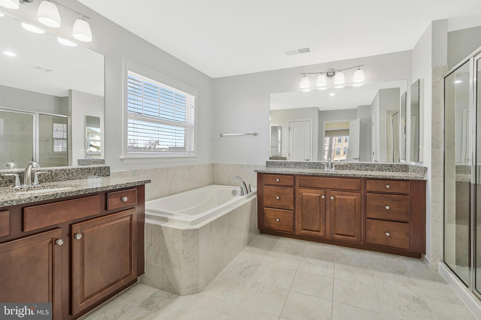 BRAMBLETON - Residential