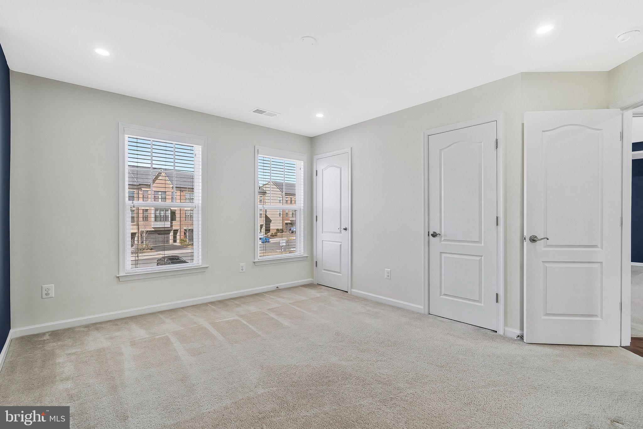 BRAMBLETON - Residential