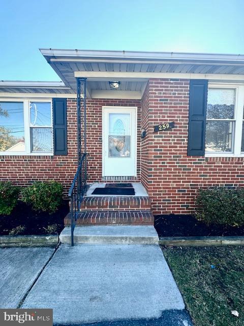 RIVIERA BEACH - Residential Lease