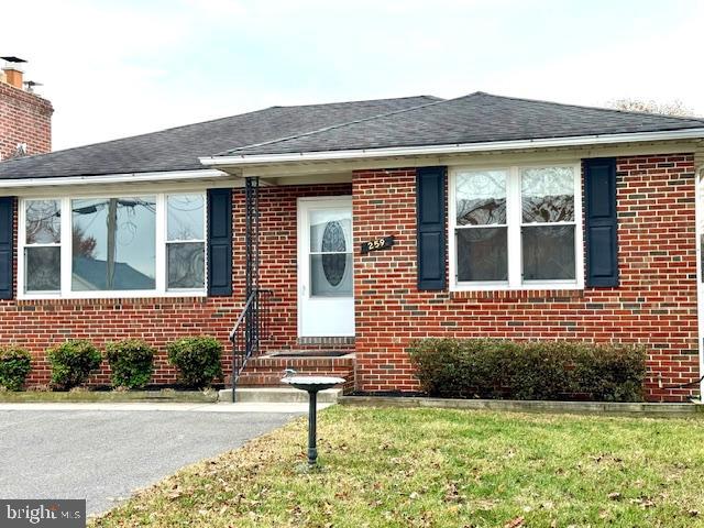 RIVIERA BEACH - Residential Lease