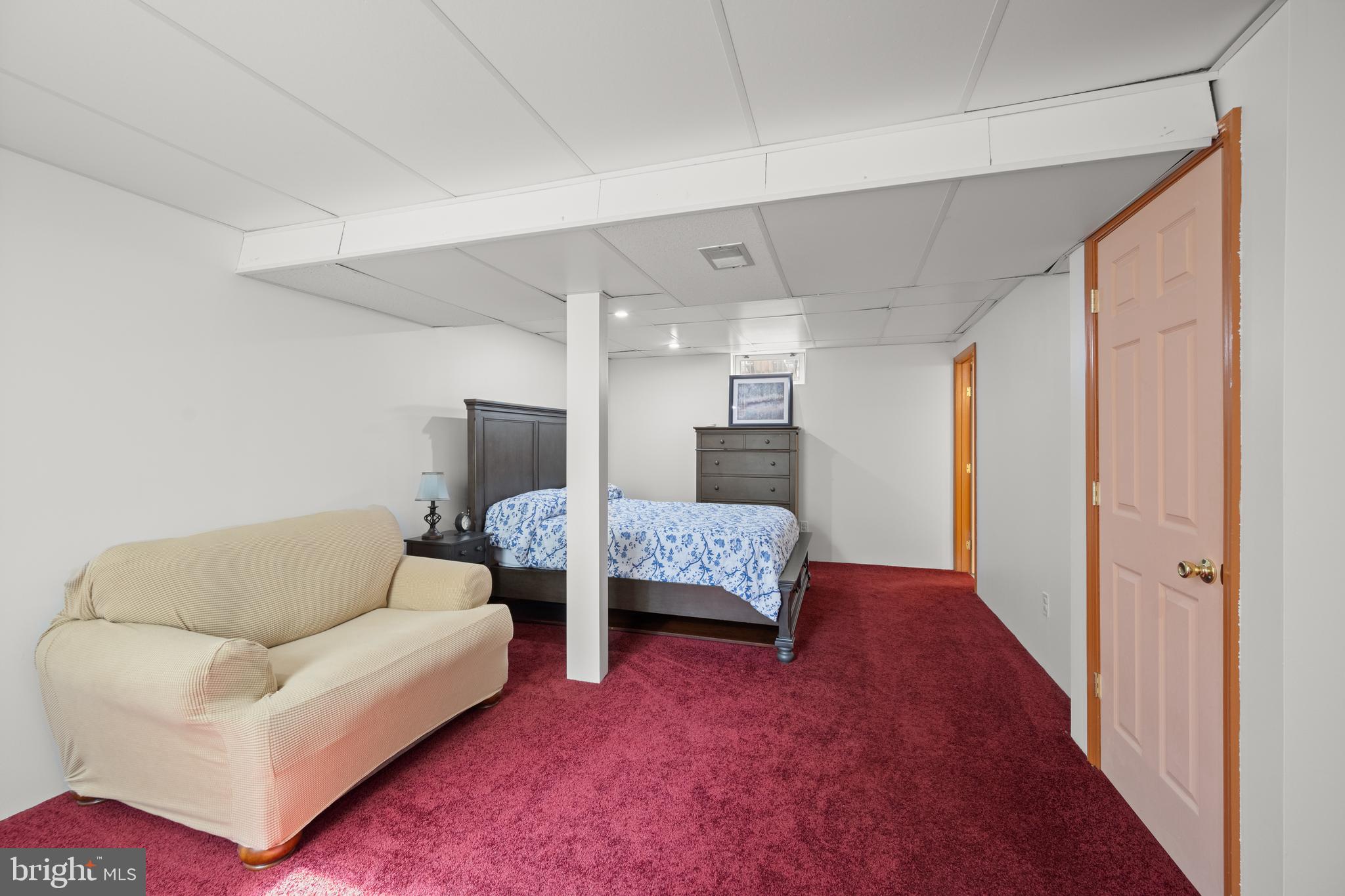 NOTTINGHAM VILLAGE - Residential