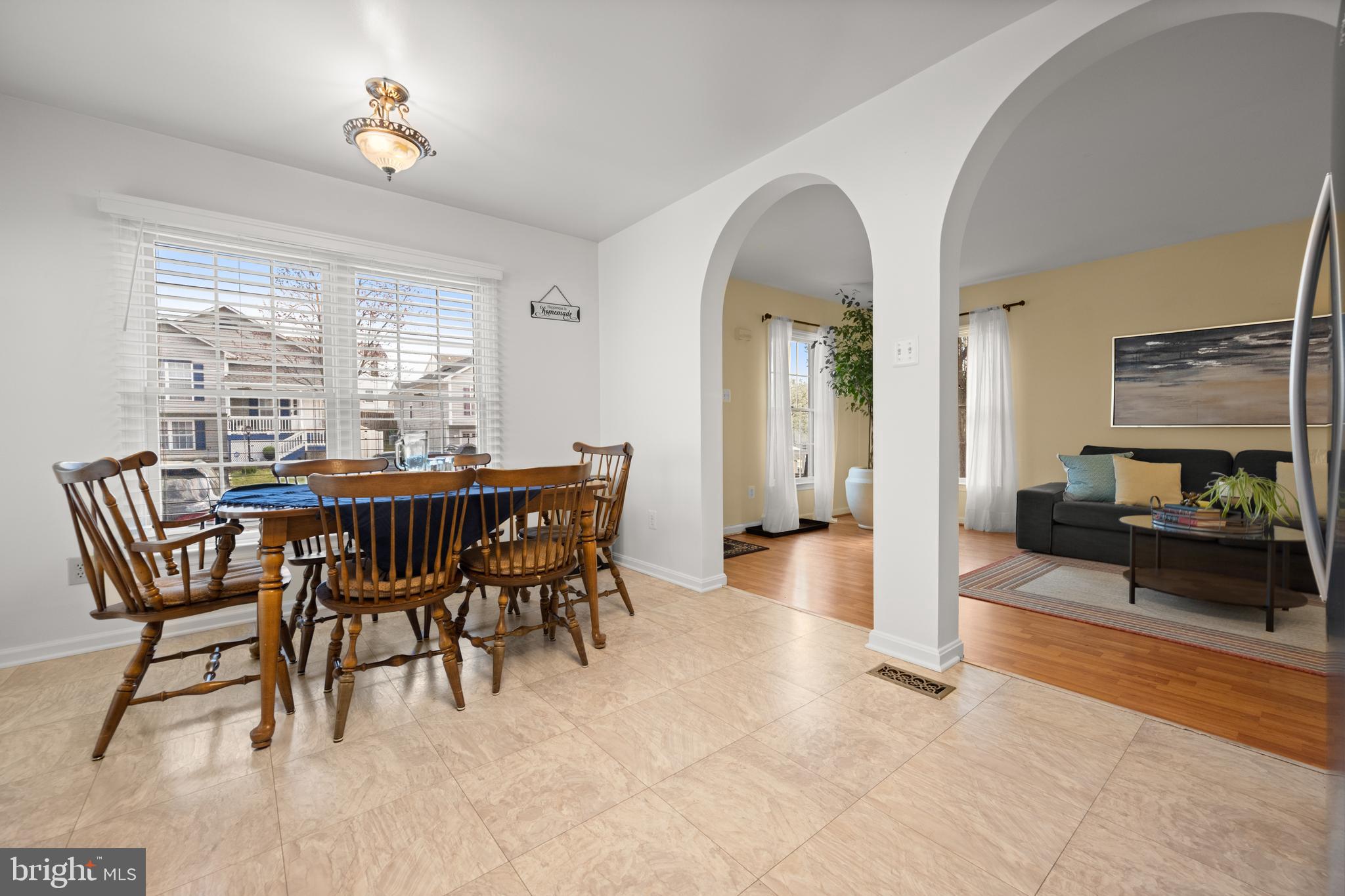 NOTTINGHAM VILLAGE - Residential