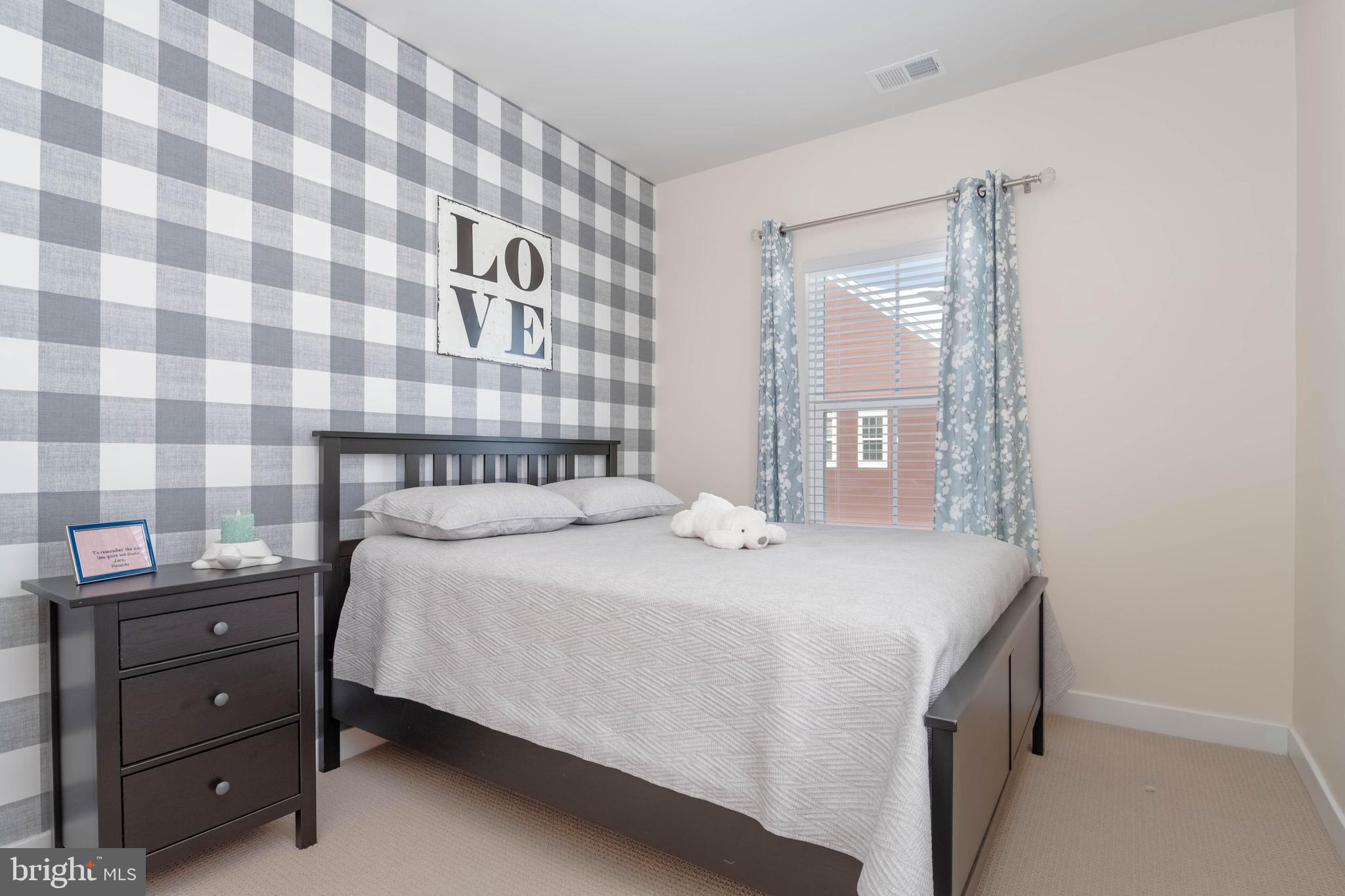 GREENLEIGH AT CROSSROADS - Residential