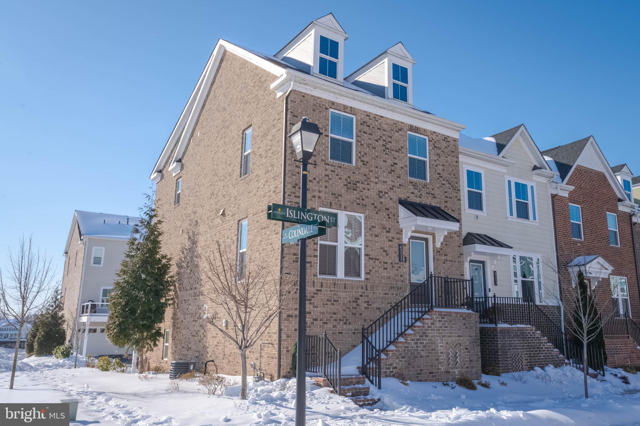 GREENLEIGH AT CROSSROADS - Residential