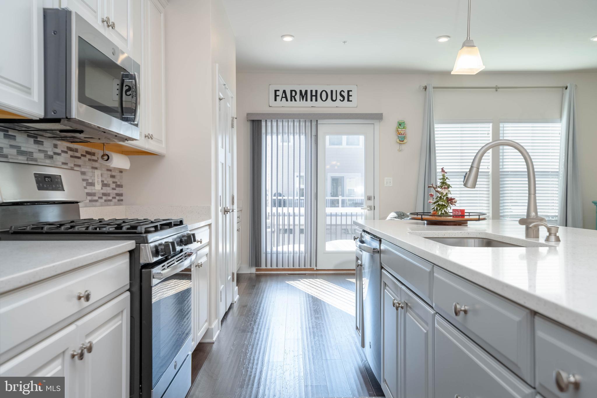 GREENLEIGH AT CROSSROADS - Residential