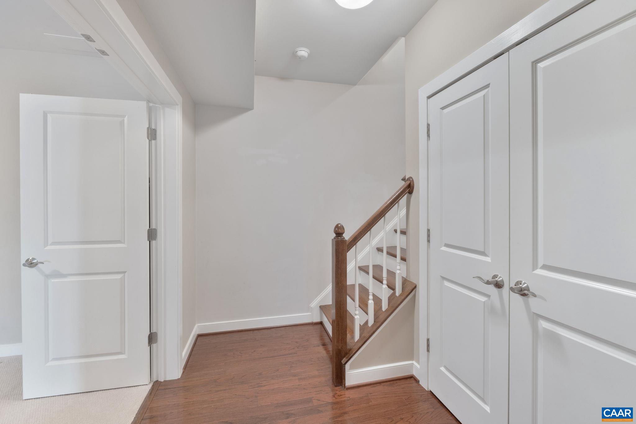 PAVILIONS AT PANTOPS - Residential