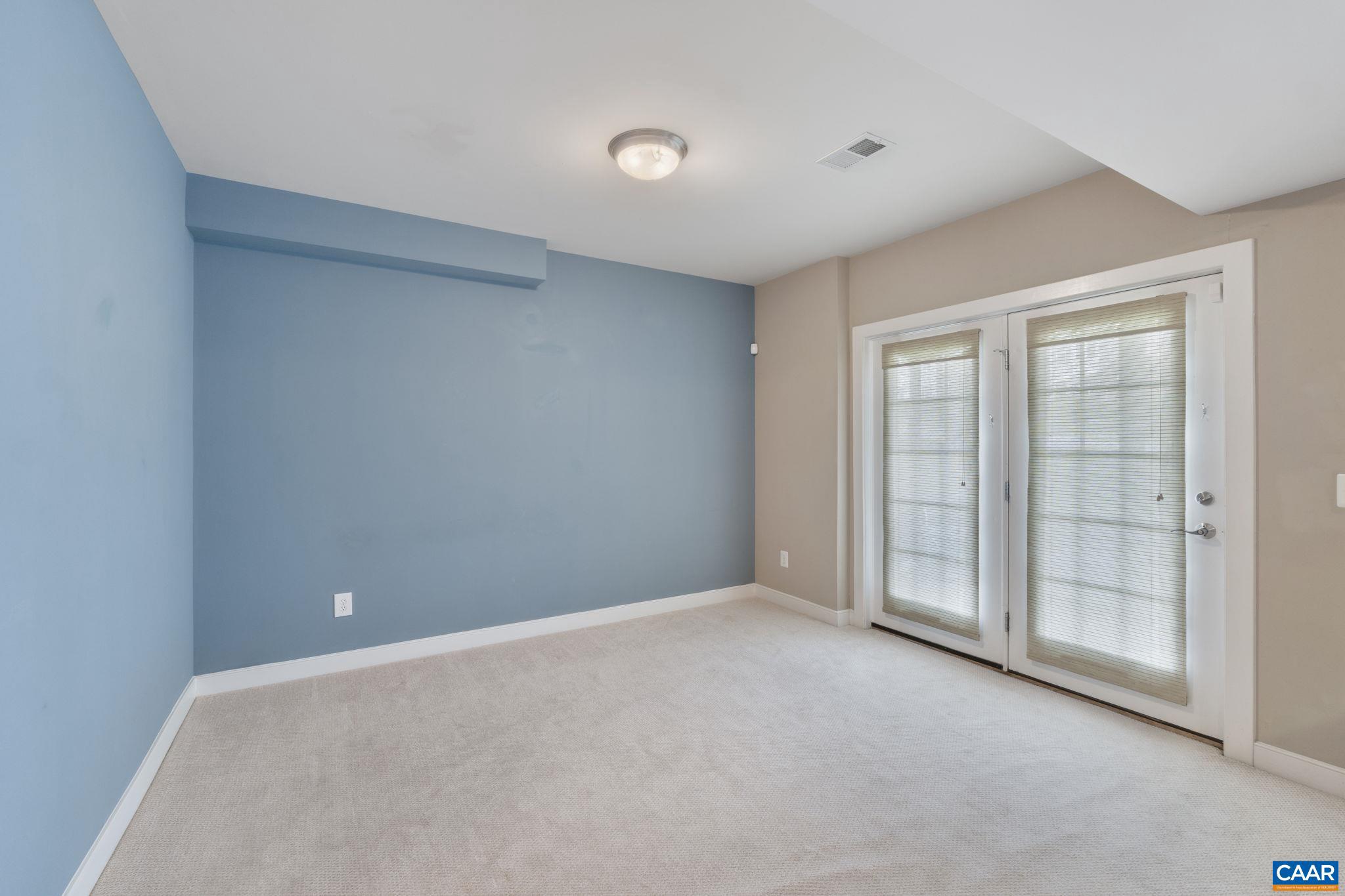 PAVILIONS AT PANTOPS - Residential