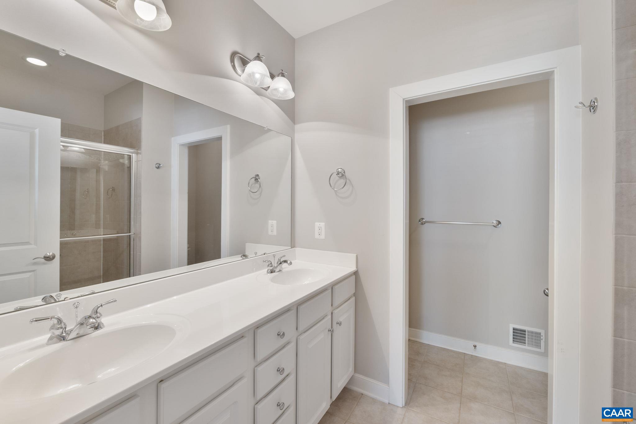 PAVILIONS AT PANTOPS - Residential