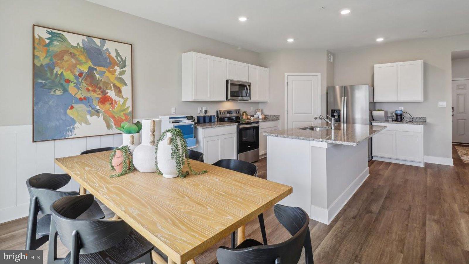 24 DAHLIA COURT