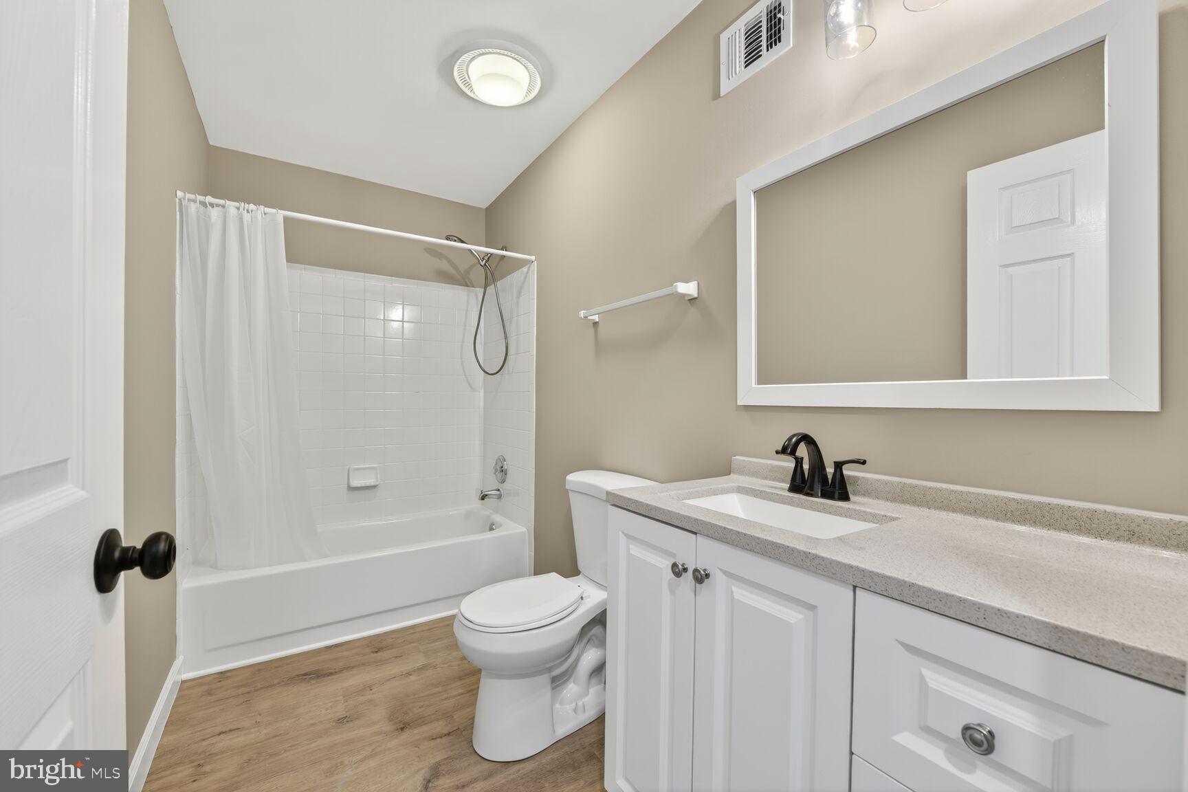 POTOMAC TERRACE - Residential