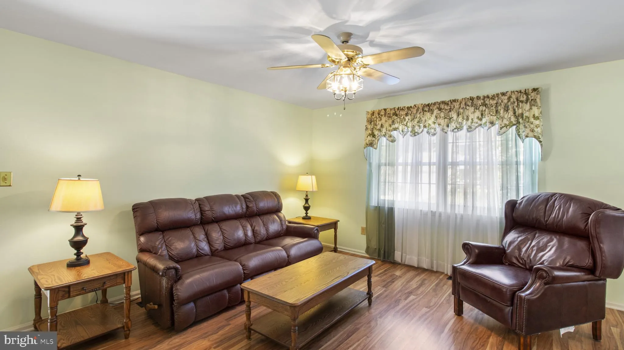 Newark, Delaware 19702, United States, 3 Bedrooms Bedrooms, ,3 BathroomsBathrooms,Residential,Contingent,144669