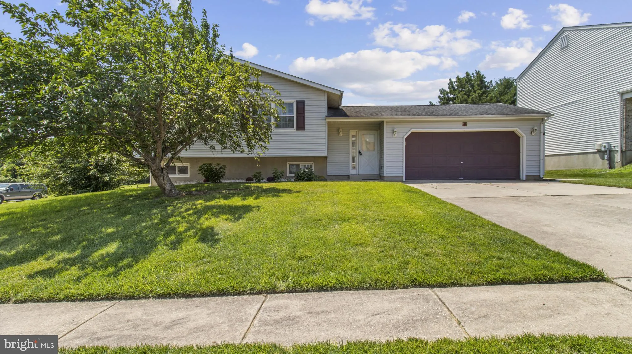 Newark, Delaware 19702, United States, 3 Bedrooms Bedrooms, ,3 BathroomsBathrooms,Residential,Contingent,144669