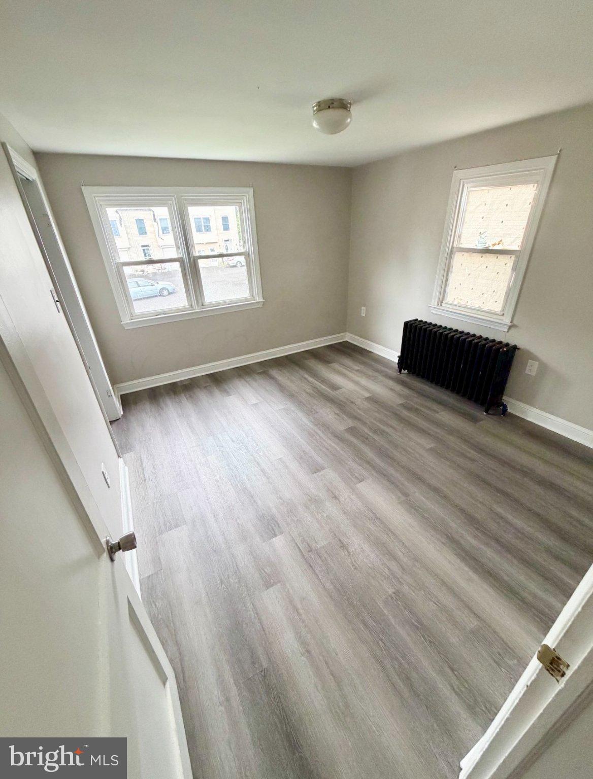 127 S 6TH STREET 2ND FLOOR