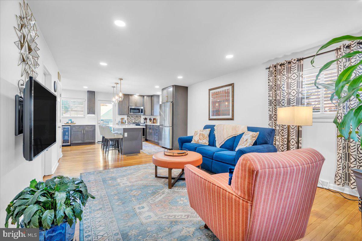265 S 32ND STREET