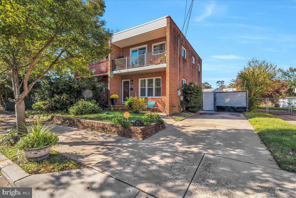 Photo of 265 S 32nd Street, CAMDEN, NJ 08105 (MLS # NJCD2127250)