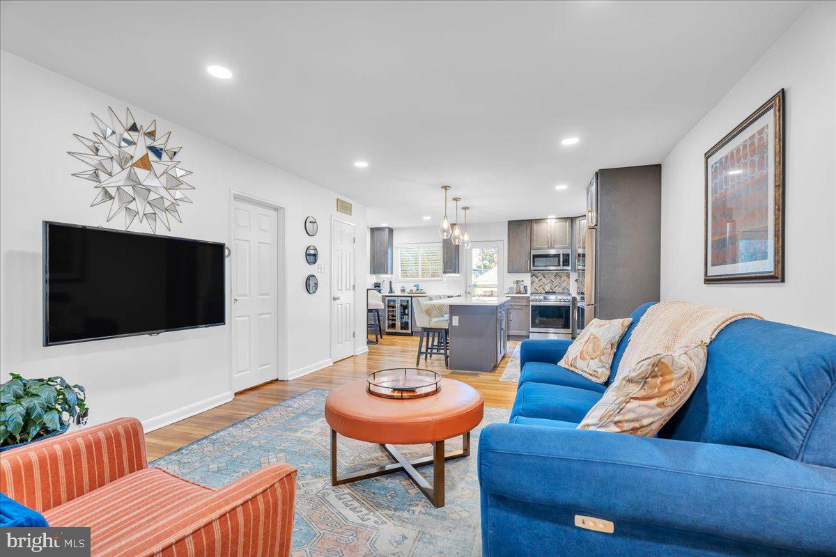 265 S 32ND STREET