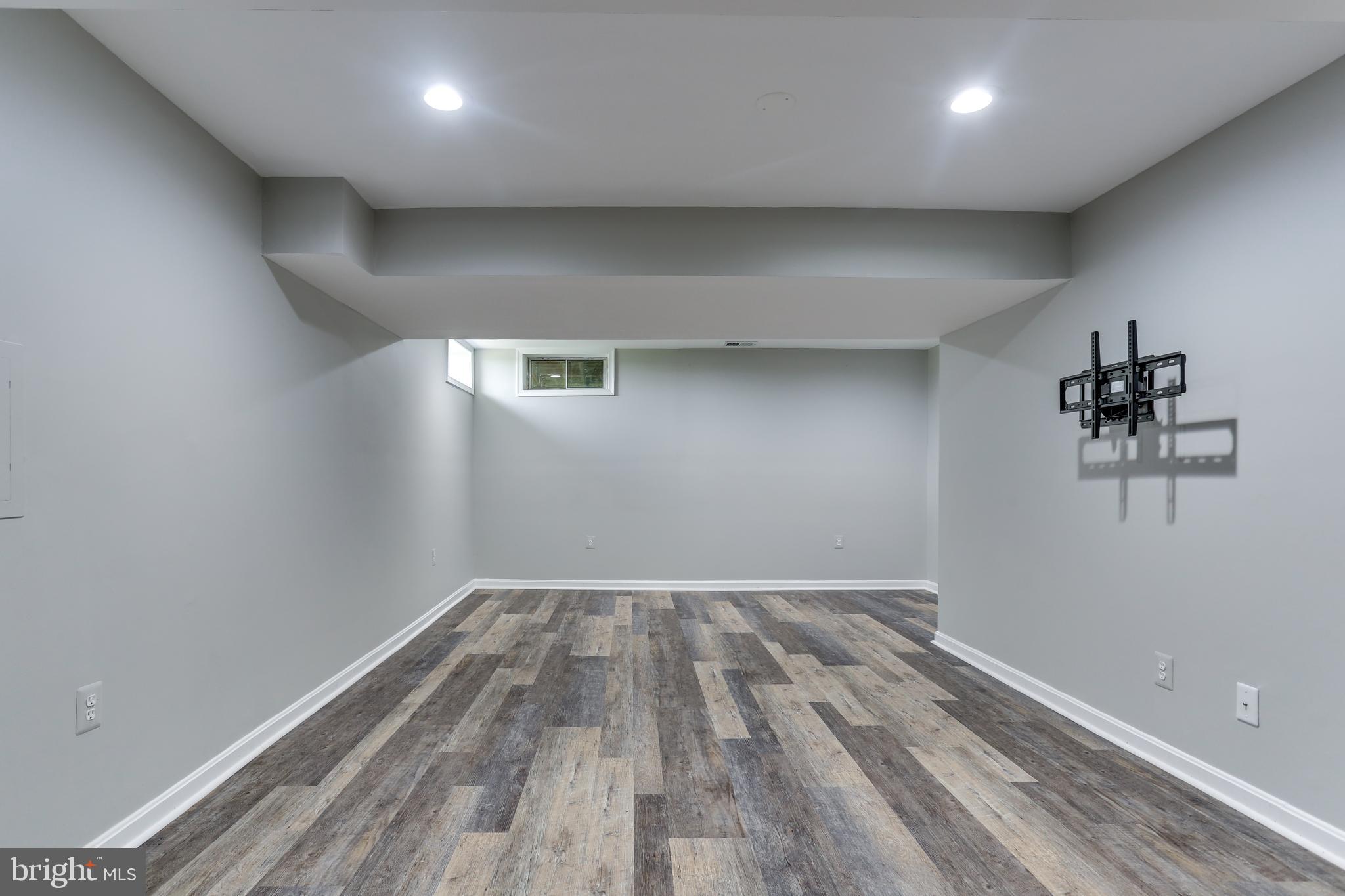 LAKE SHORE SUBDIVISION - Residential