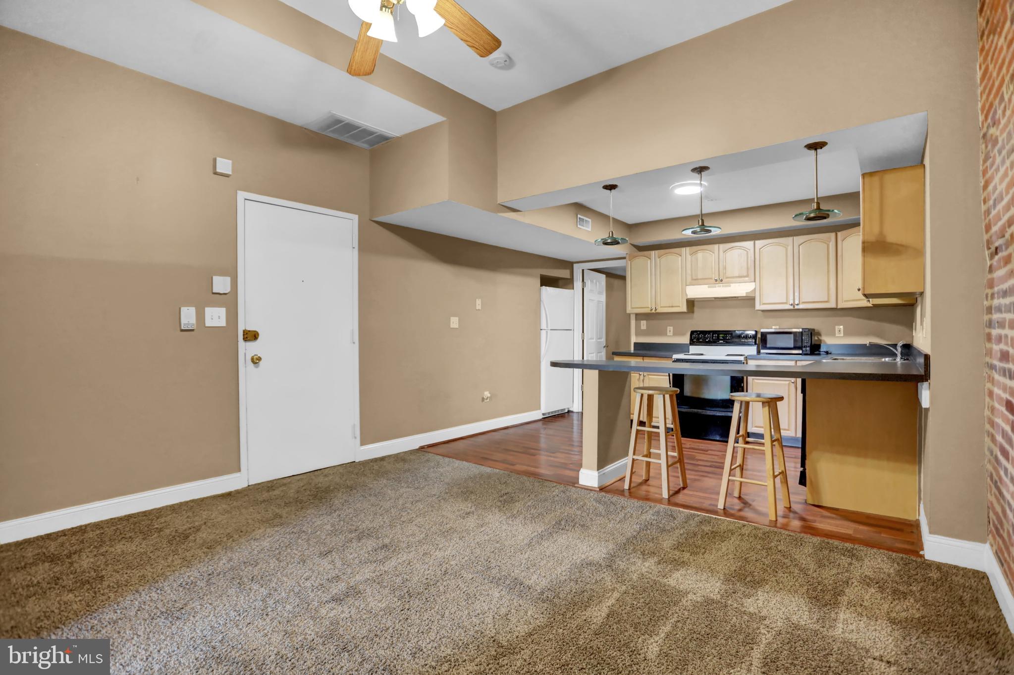 FEDERAL HILL HISTORIC DISTRICT - Residential Lease