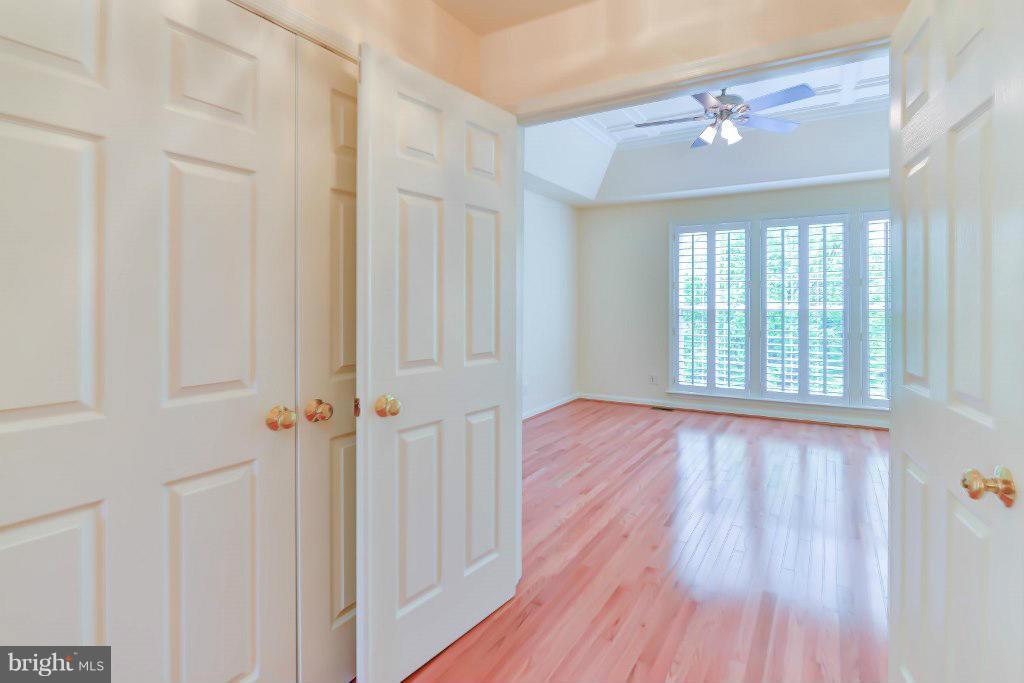 STONEGATE - Residential