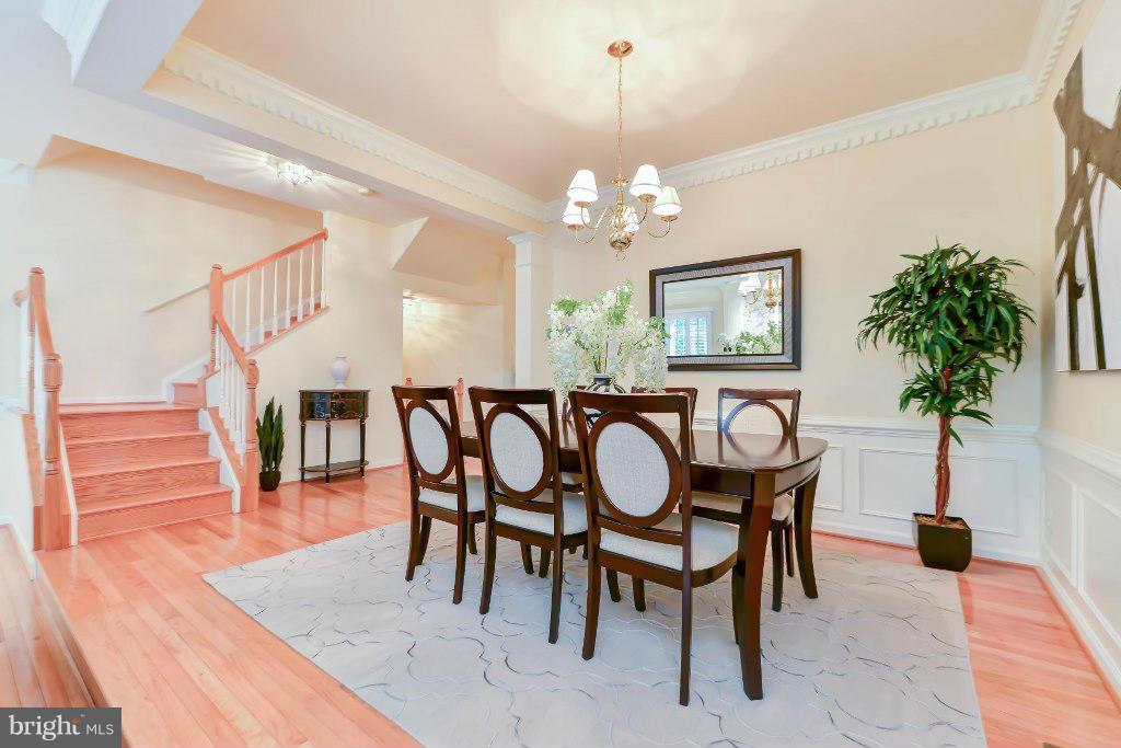 STONEGATE - Residential