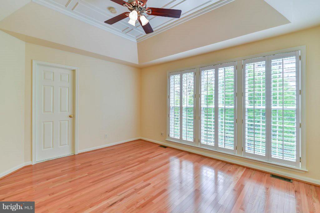 STONEGATE - Residential