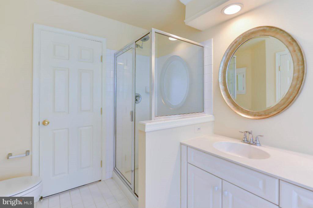 STONEGATE - Residential