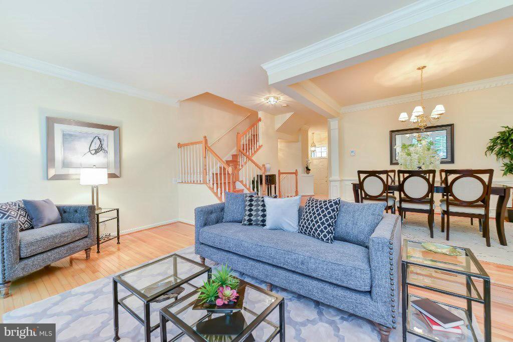 STONEGATE - Residential