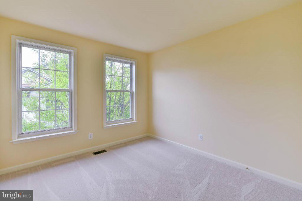 STONEGATE - Residential