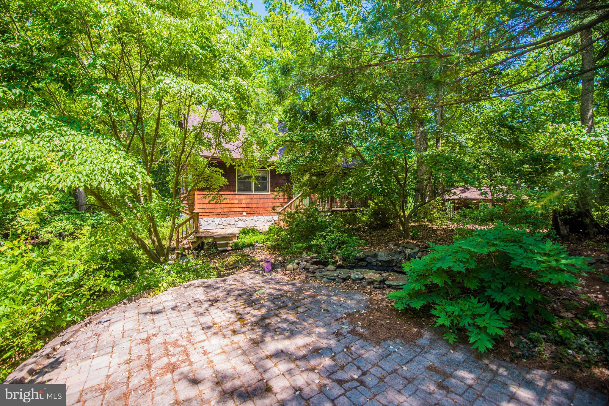 CHESTNUT GROVE - Residential