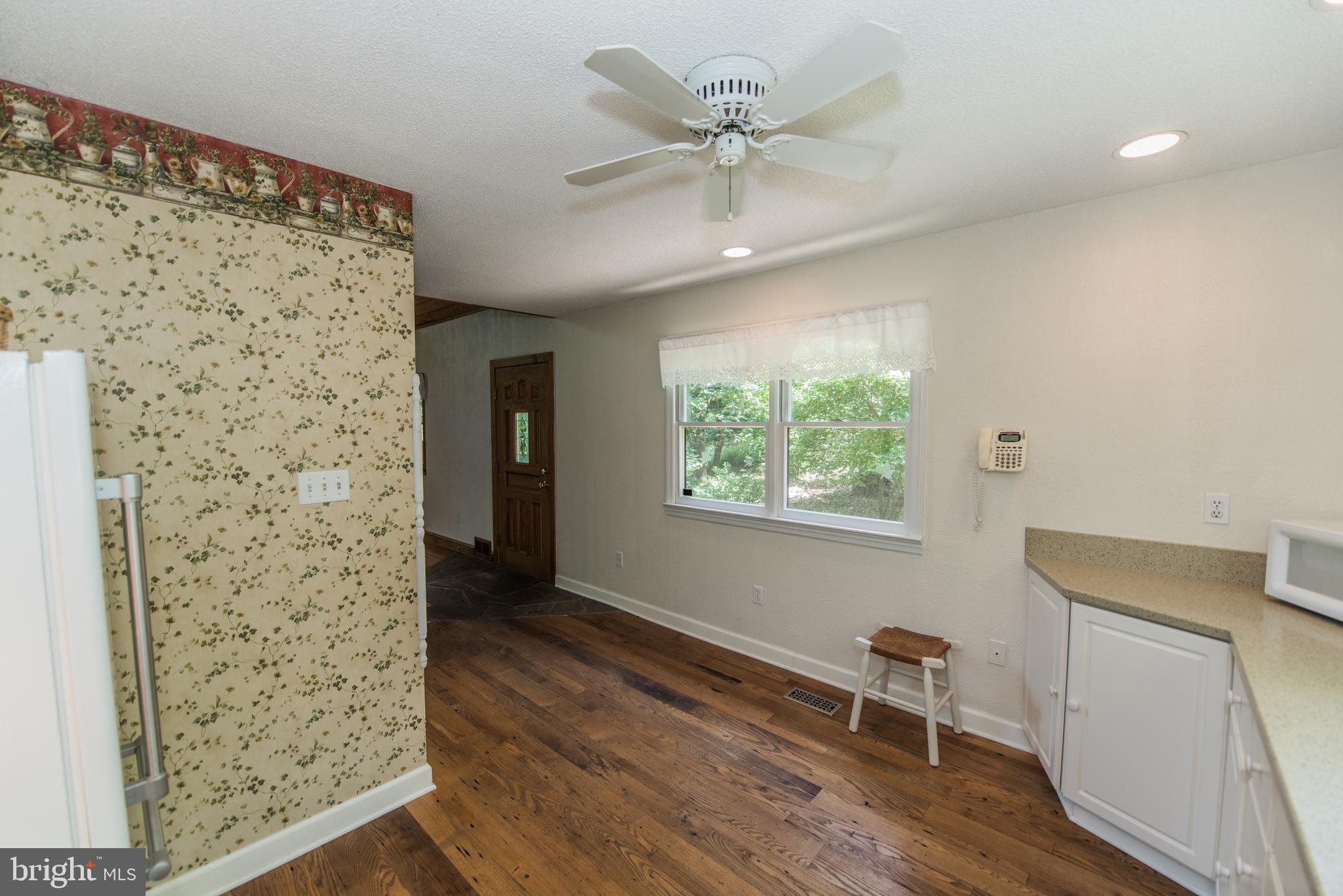 CHESTNUT GROVE - Residential