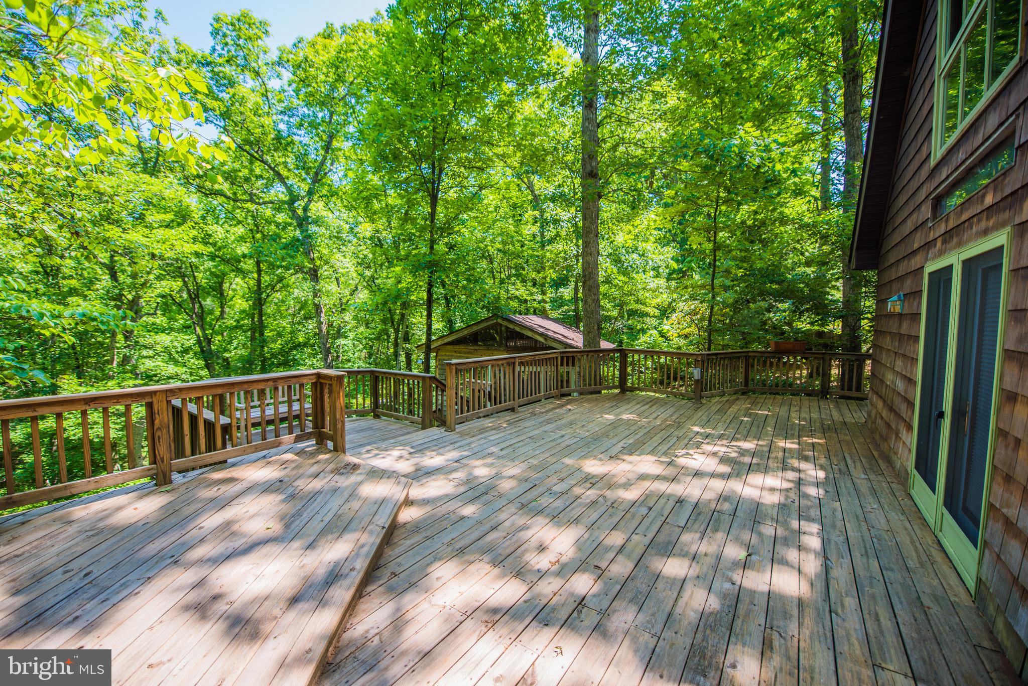 CHESTNUT GROVE - Residential