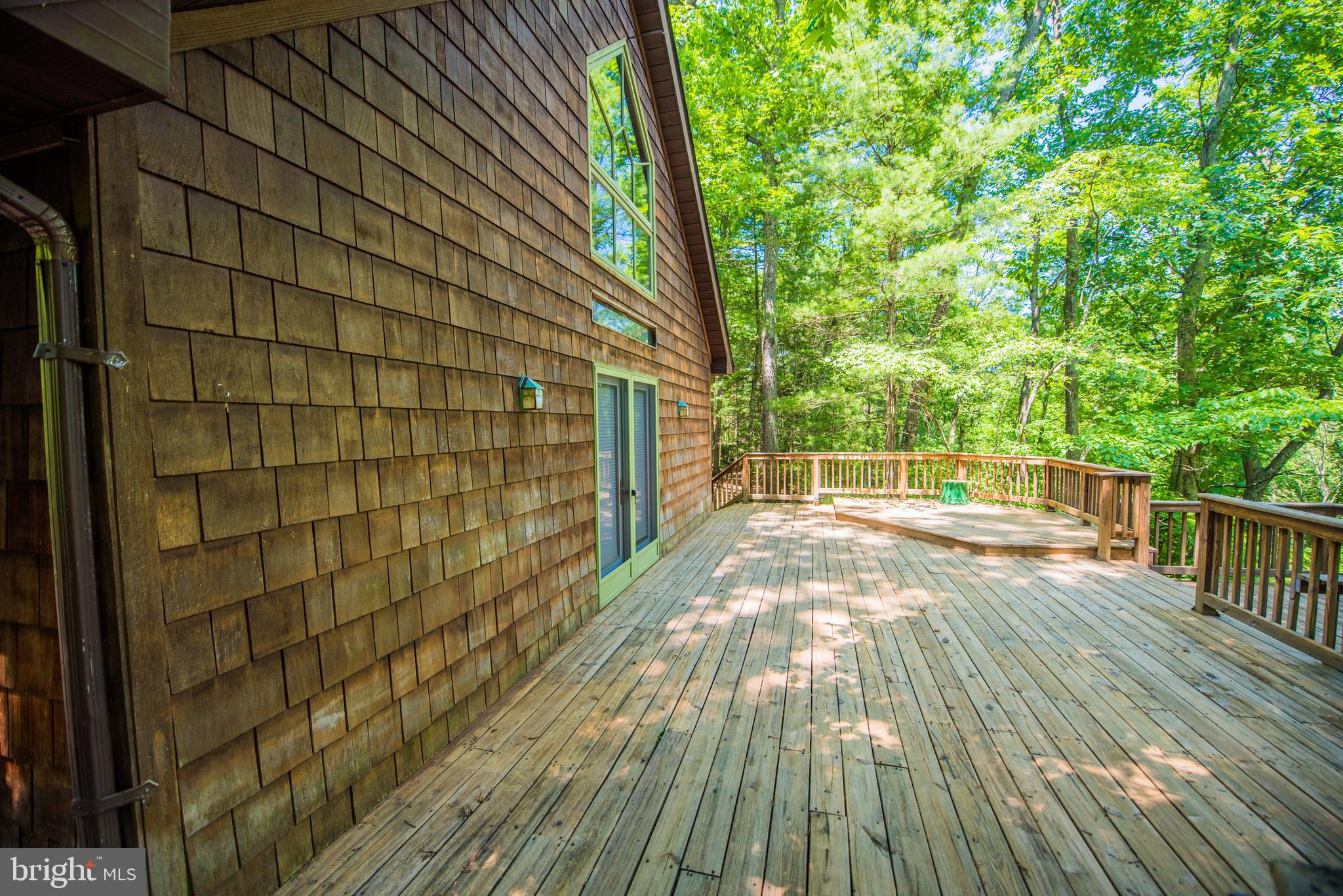 CHESTNUT GROVE - Residential