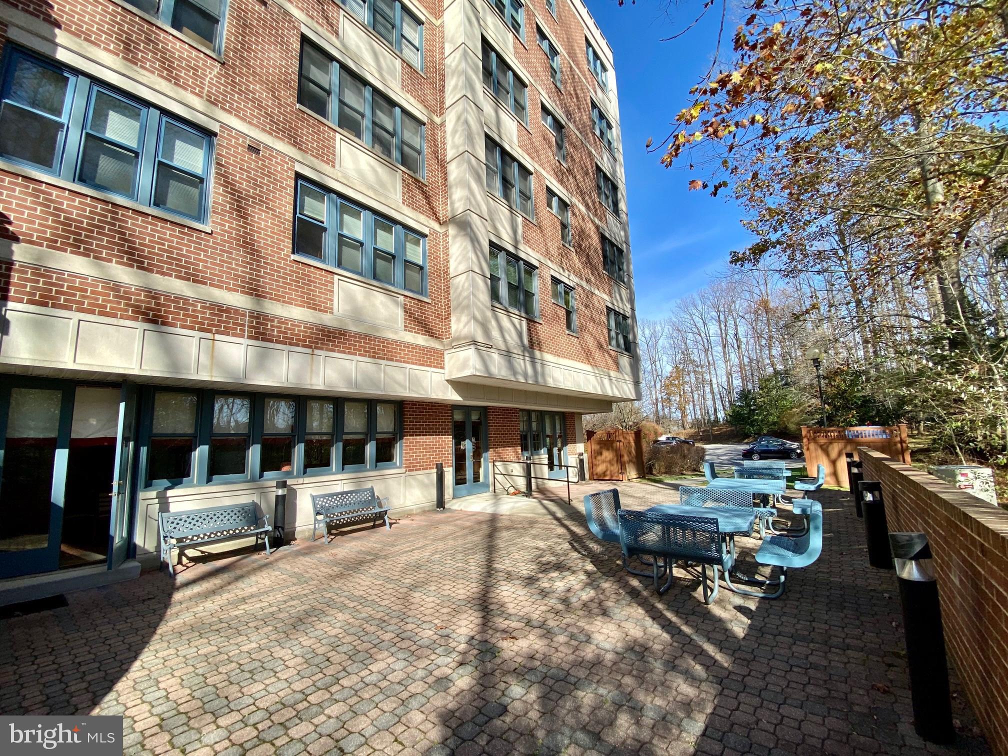 HERITAGE HARBOUR - Residential Lease